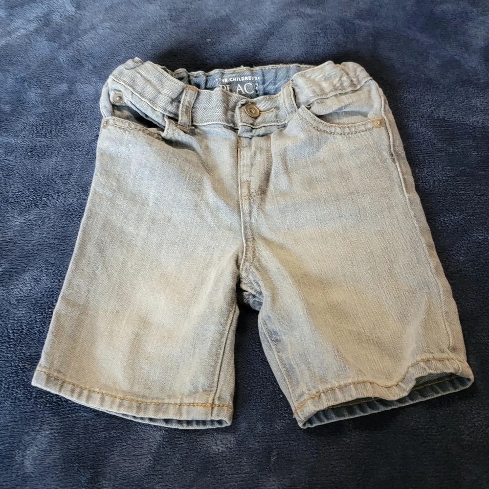 The Children's Place Boys denim shorts, 3T, Brendan, and Corson wash